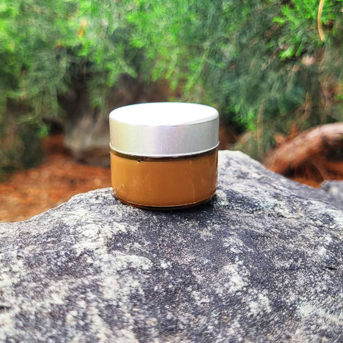 واکس مخصوص چرم Lwo1