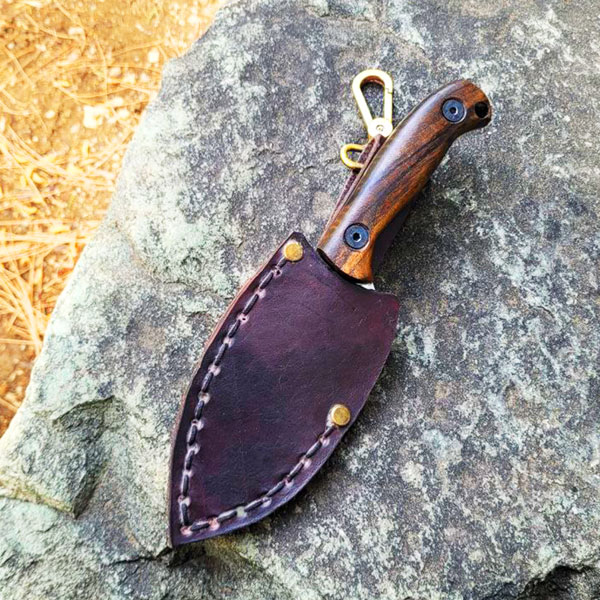 چاقوی دستساز غلاف چرمی sk136
